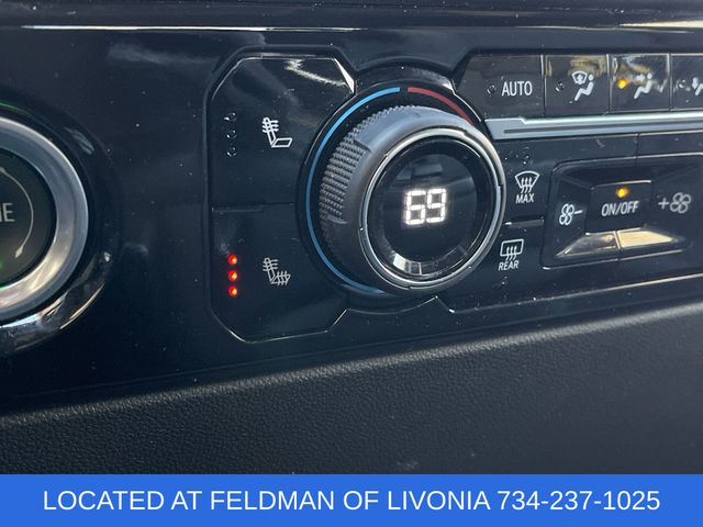 2023 Chevrolet Silverado 1500 LT Image 32 of 35