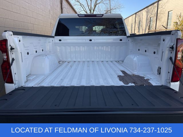 2023 Chevrolet Silverado 1500 LT Image 11 of 35