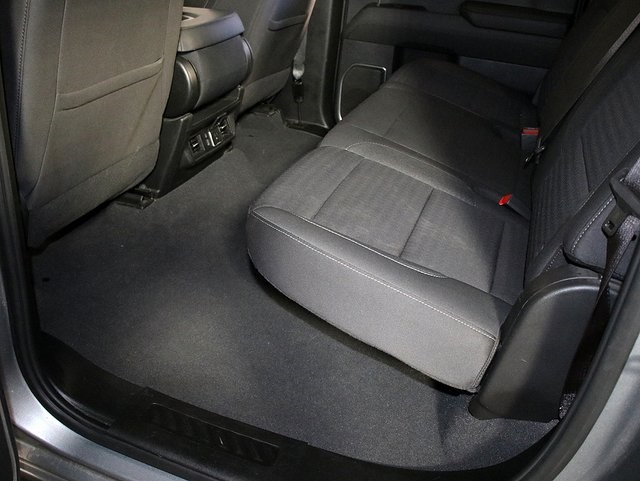 2023 Chevrolet Silverado 1500 LT Image 15 of 35