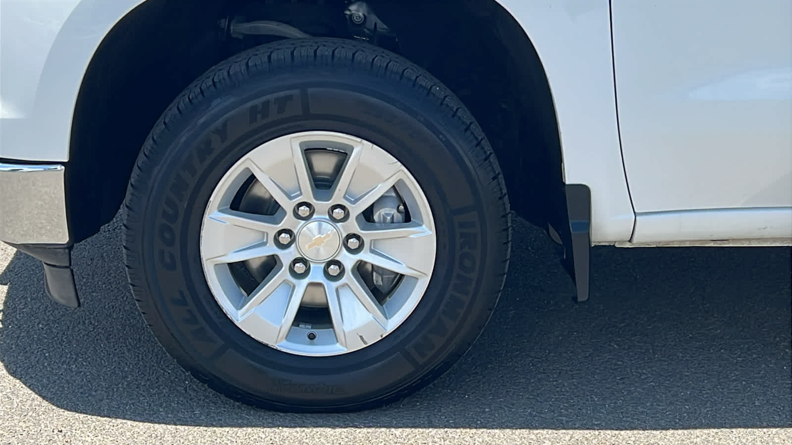 2023 Chevrolet Silverado 1500 LT Image 9 of 31