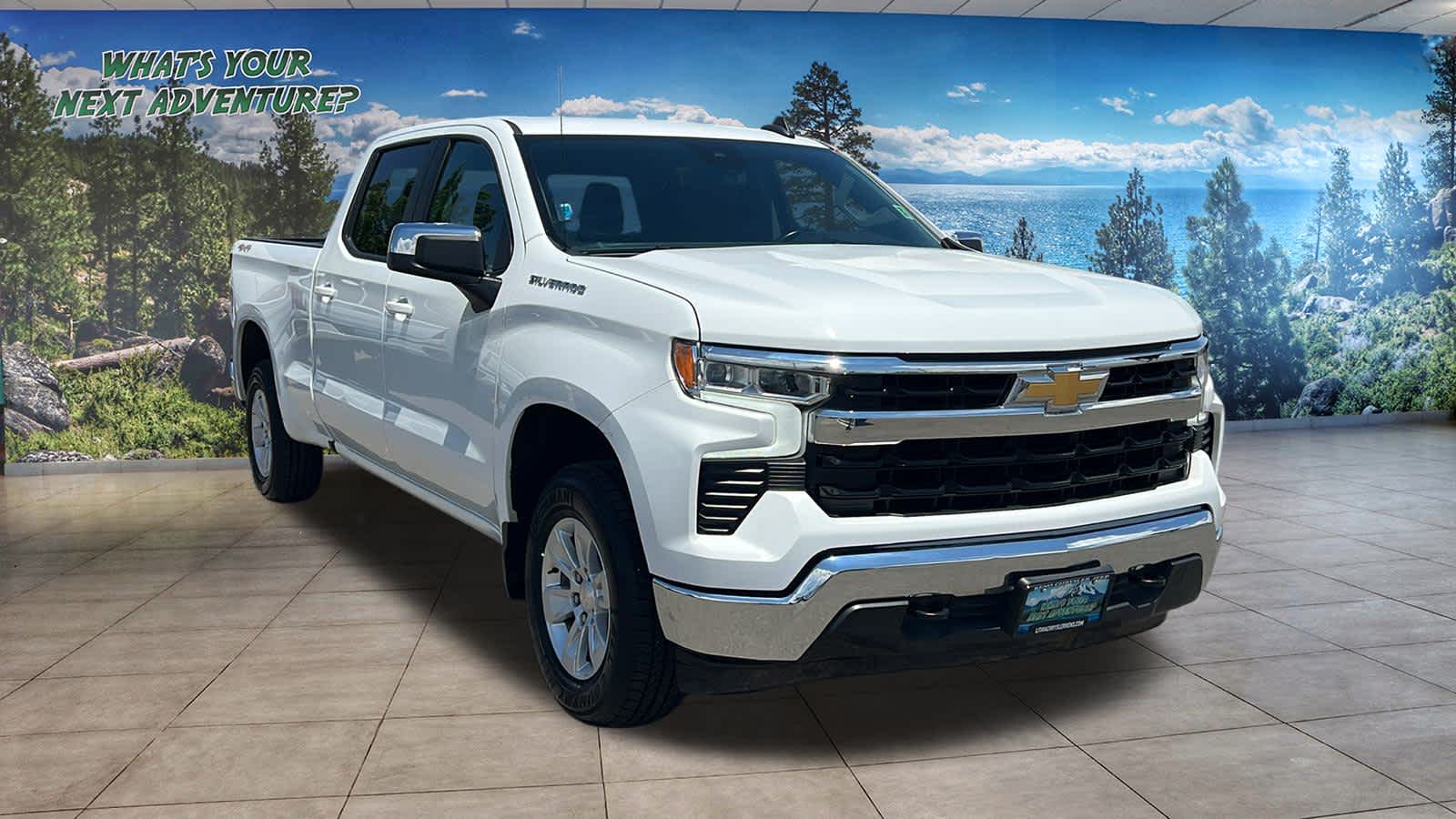 2023 Chevrolet Silverado 1500 LT Image 3 of 31