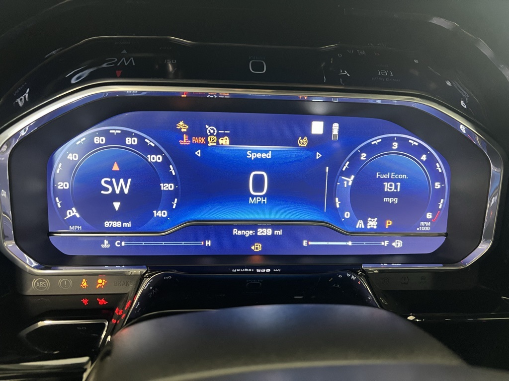 Vehicle image 23 of 33