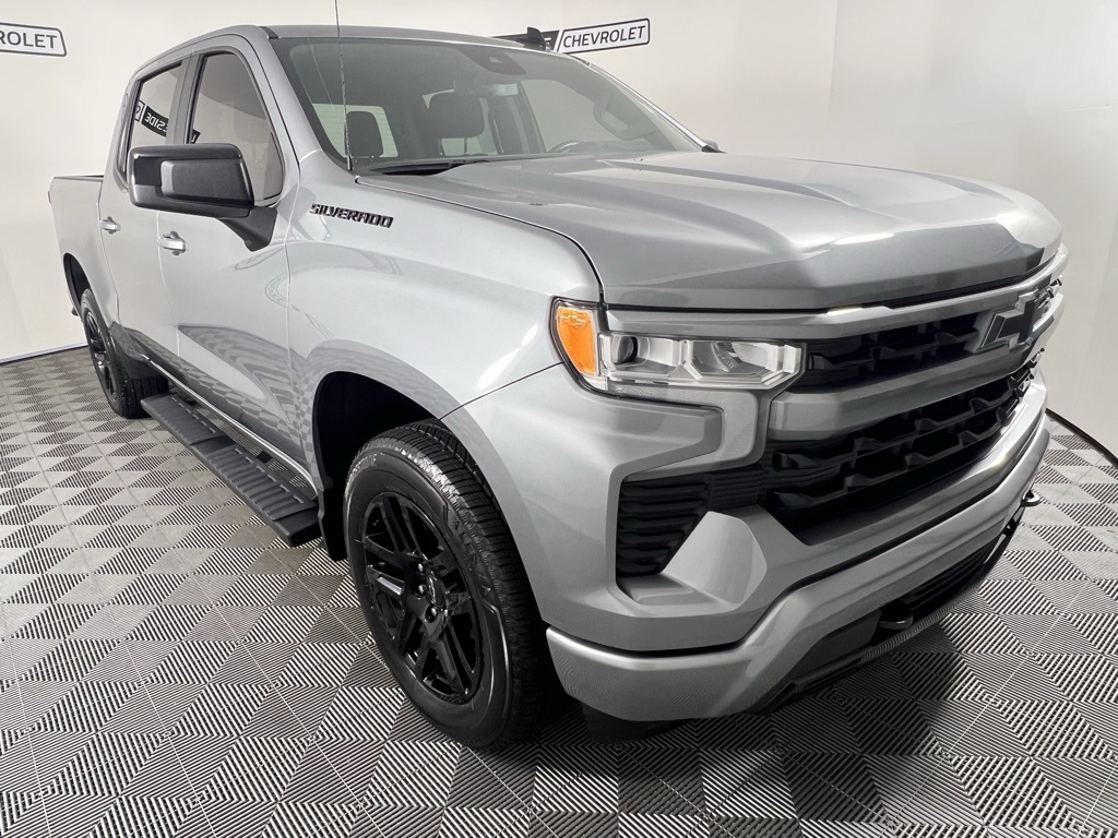 Vehicle image 6 of 33