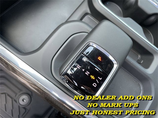 Vehicle image 23 of 68