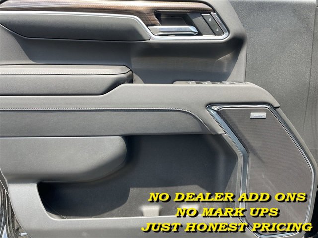 Vehicle image 29 of 68