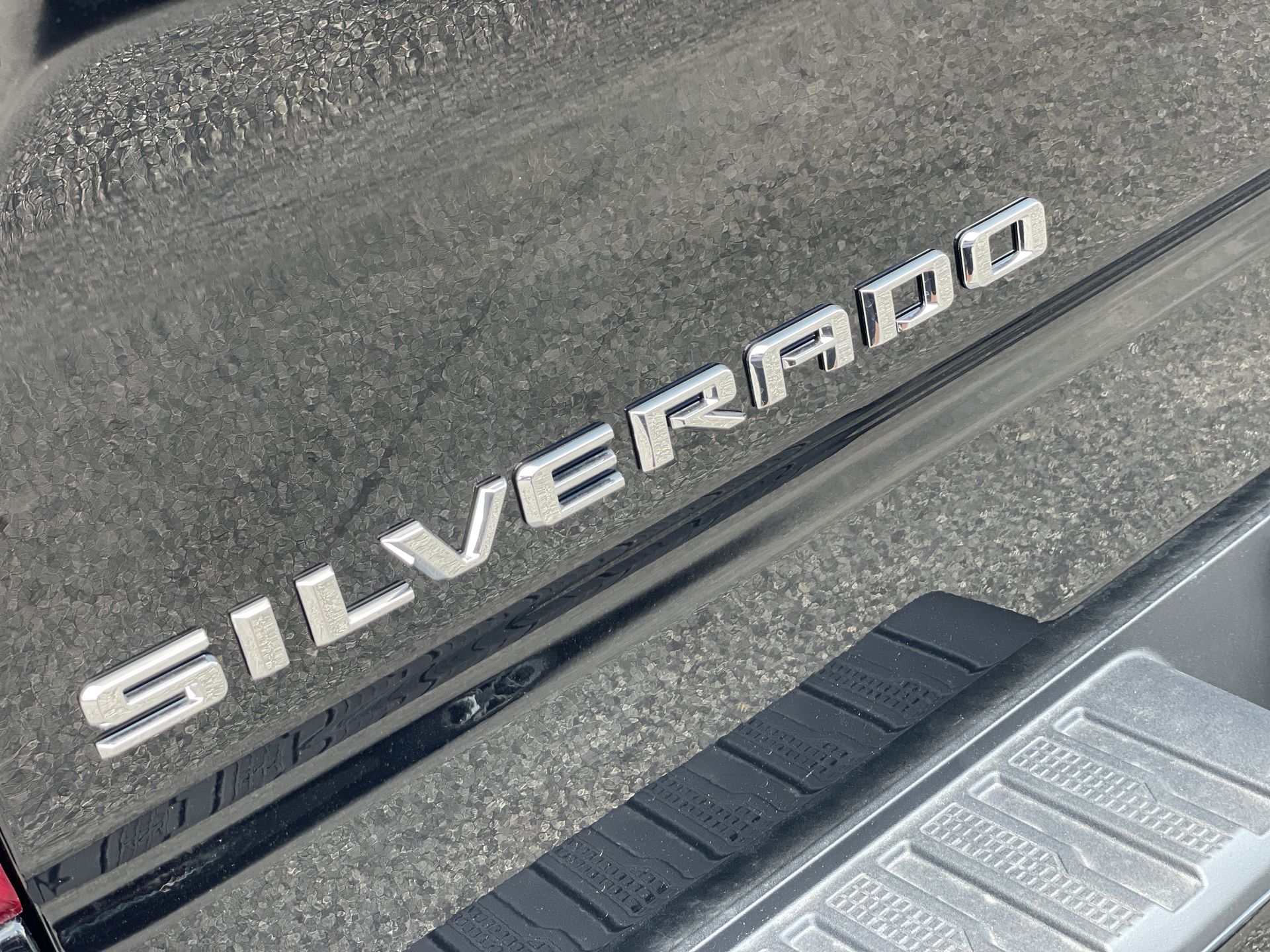 Vehicle image 66 of 68