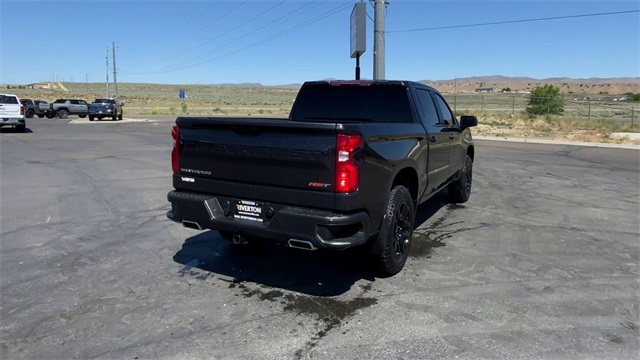 Vehicle image 6 of 23