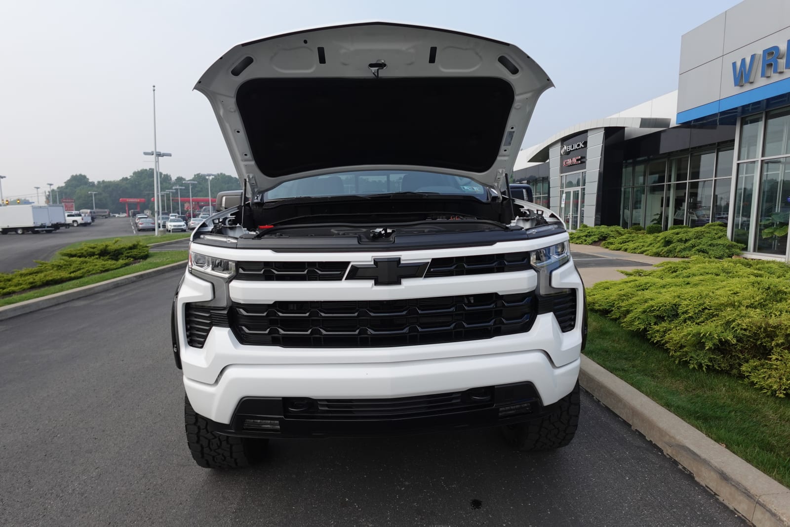 2023 Chevrolet Silverado 1500 RST Image 4 of 45