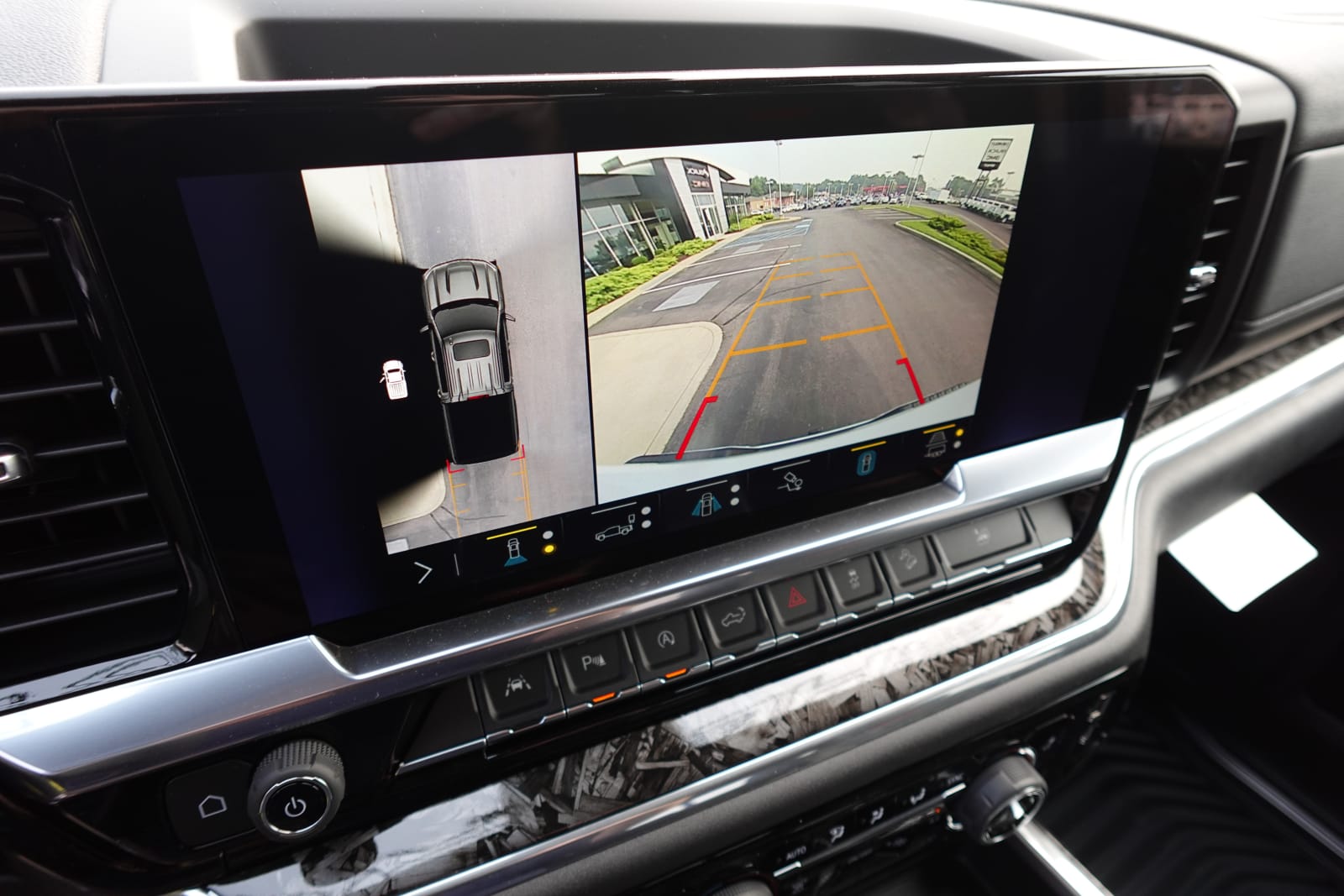 2023 Chevrolet Silverado 1500 RST Image 26 of 45