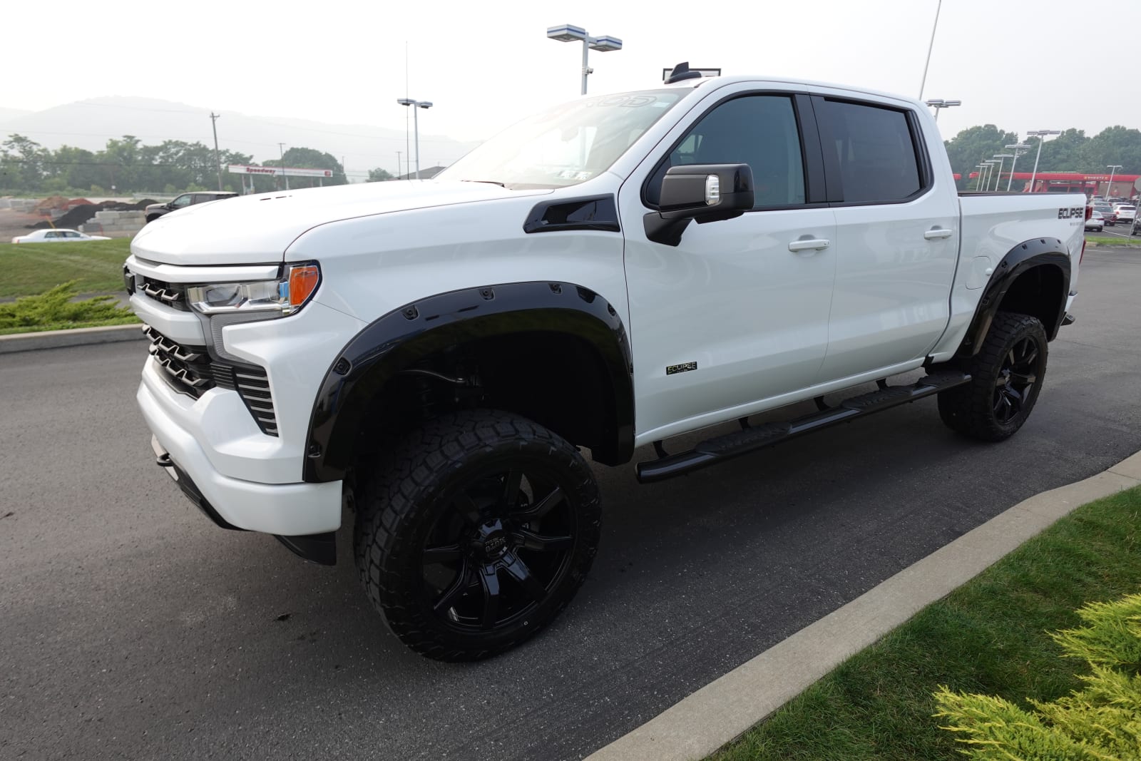 2023 Chevrolet Silverado 1500 RST Image 3 of 45