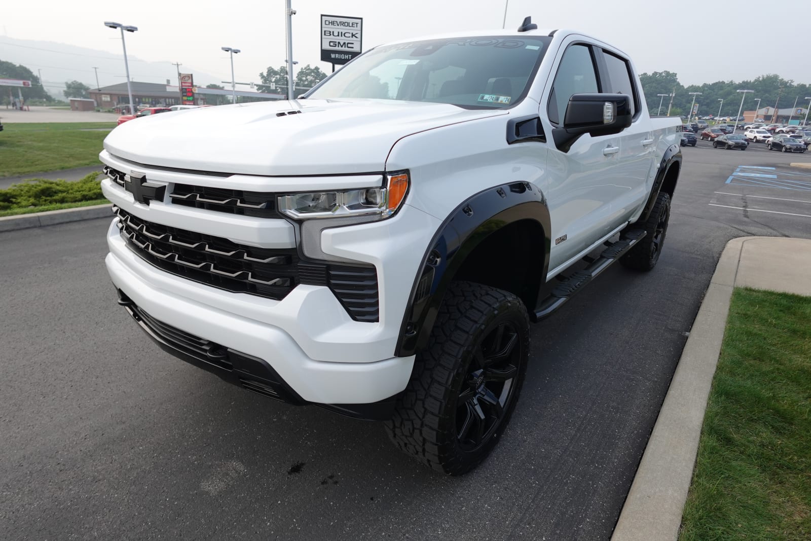 2023 Chevrolet Silverado 1500 RST Image 1 of 45