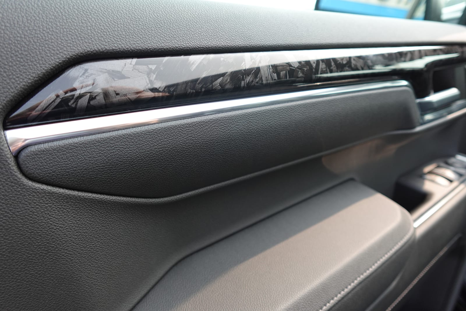 2023 Chevrolet Silverado 1500 RST Image 38 of 47