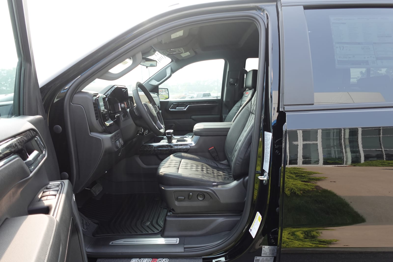 2023 Chevrolet Silverado 1500 RST Image 20 of 47