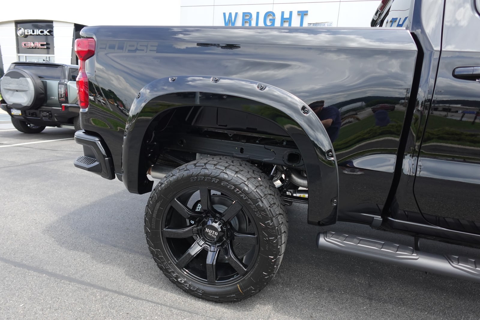 2023 Chevrolet Silverado 1500 RST Image 13 of 47