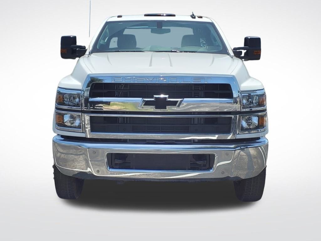 2023 Chevrolet Silverado MD Work Truck Image 2 of 24