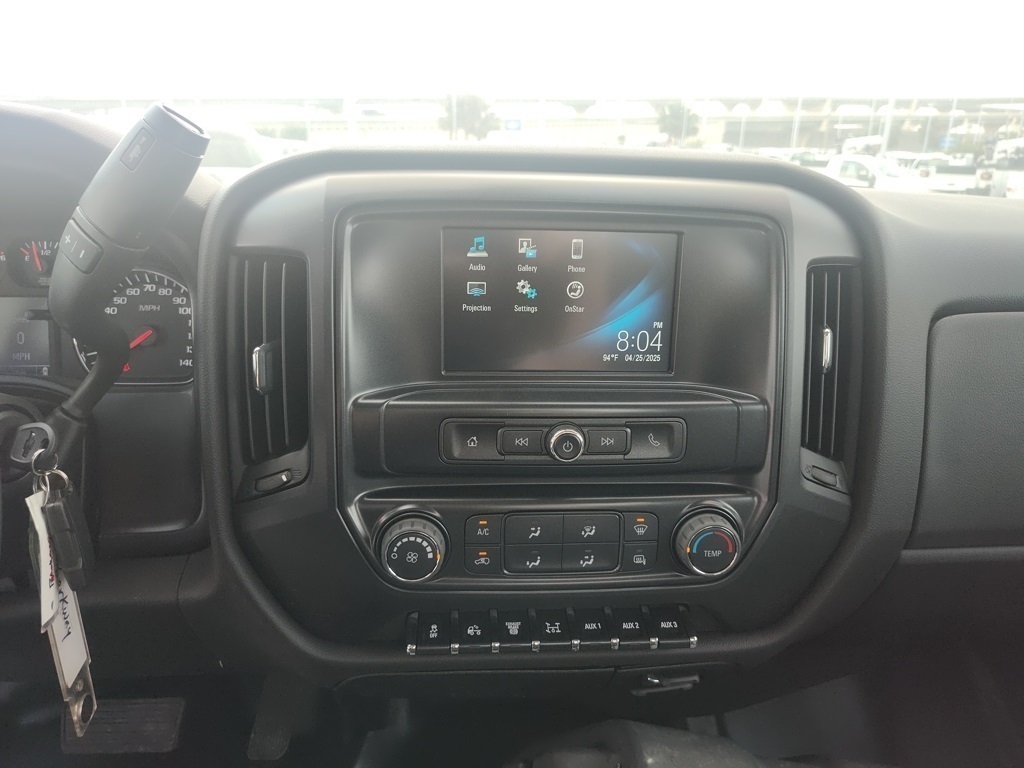 Vehicle image 16 of 21