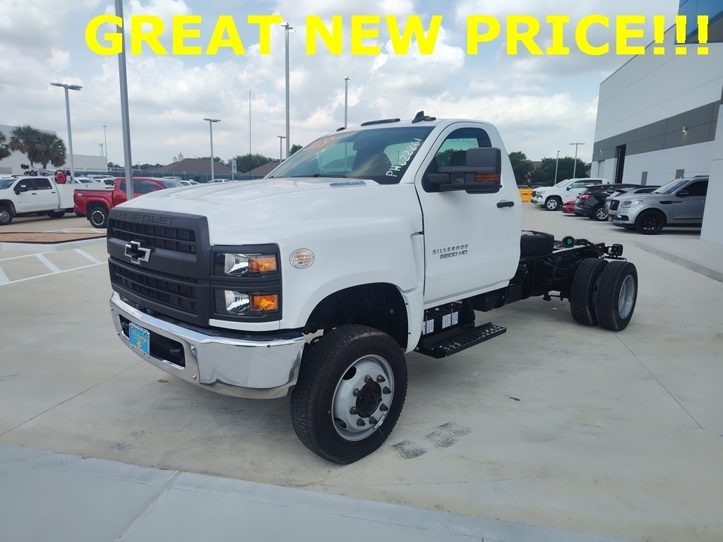 Vehicle image 1 of 21