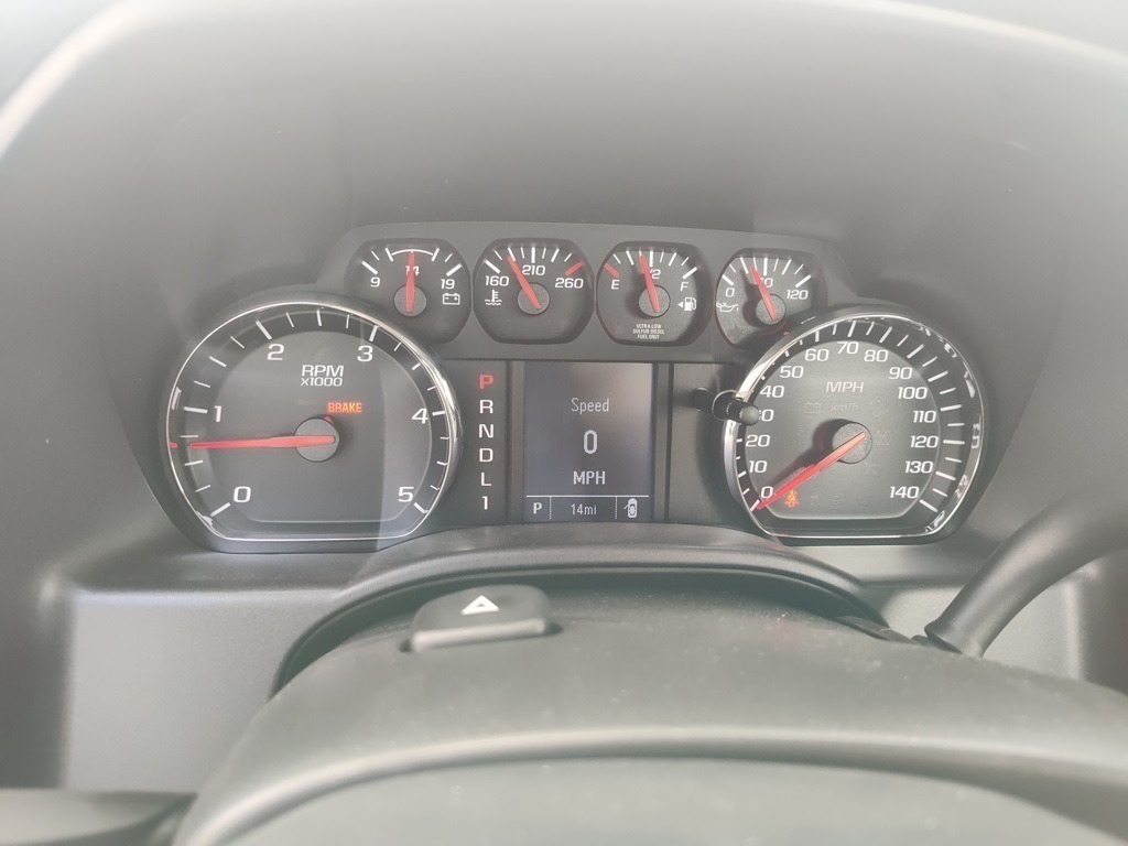Vehicle image 13 of 21