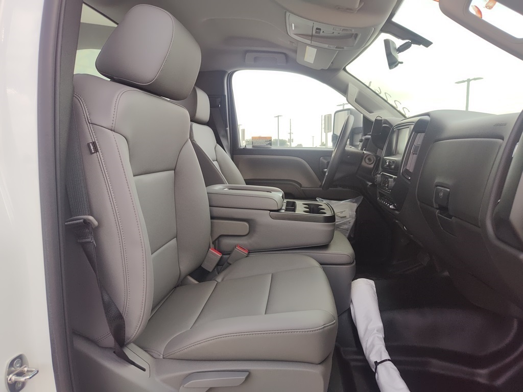 Vehicle image 20 of 21