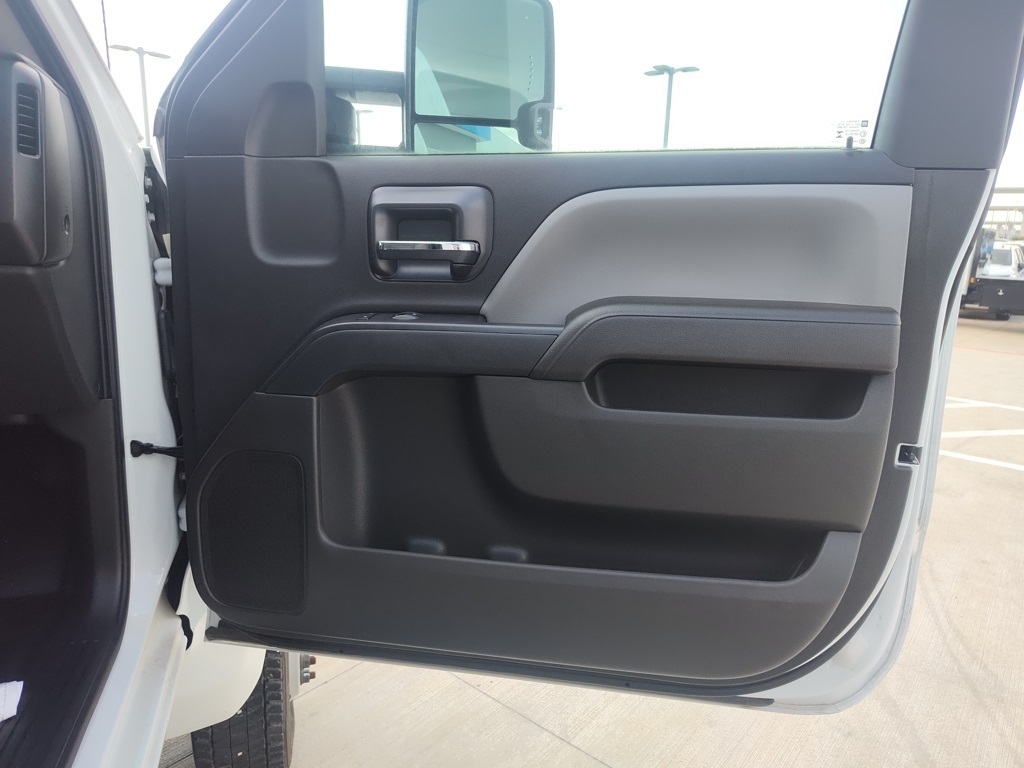 Vehicle image 21 of 21