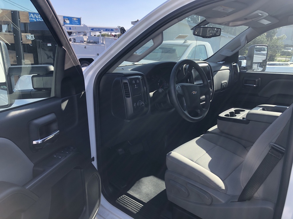 2023 Chevrolet Silverado MD Work Truck Image 7 of 21