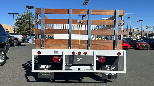 Vehicle image 14 of 34