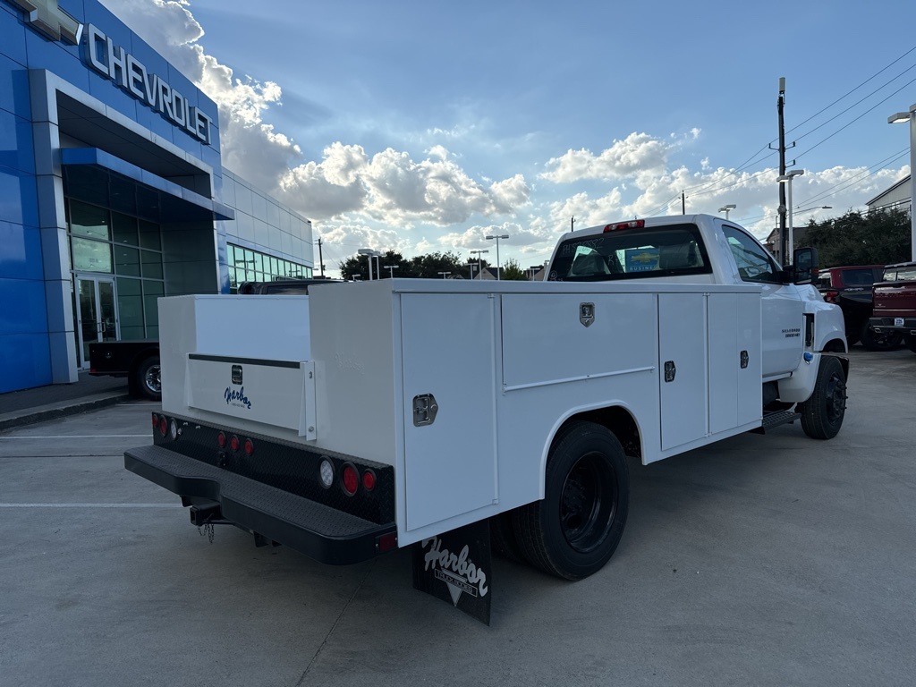 Vehicle image 7 of 15