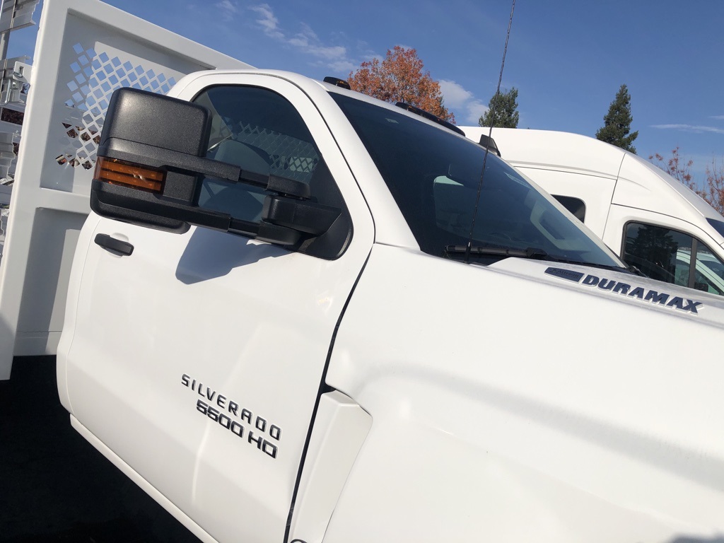 Vehicle image 6 of 18