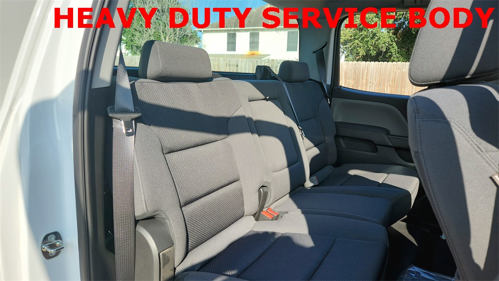 Vehicle image 25 of 27