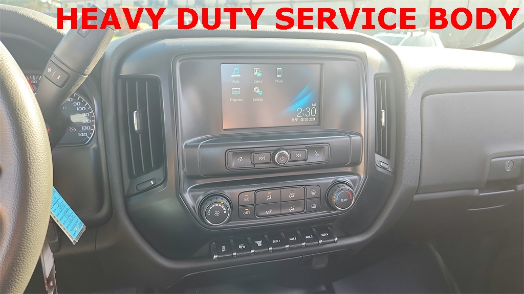 Vehicle image 15 of 27