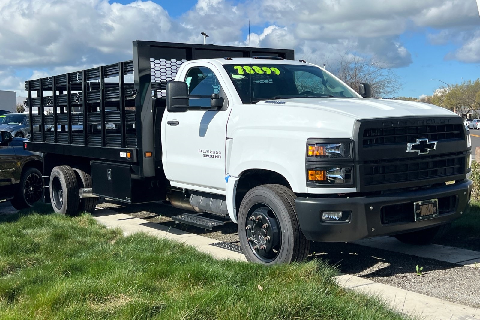 2023 Chevrolet Silverado MD Work Truck Image 5 of 32