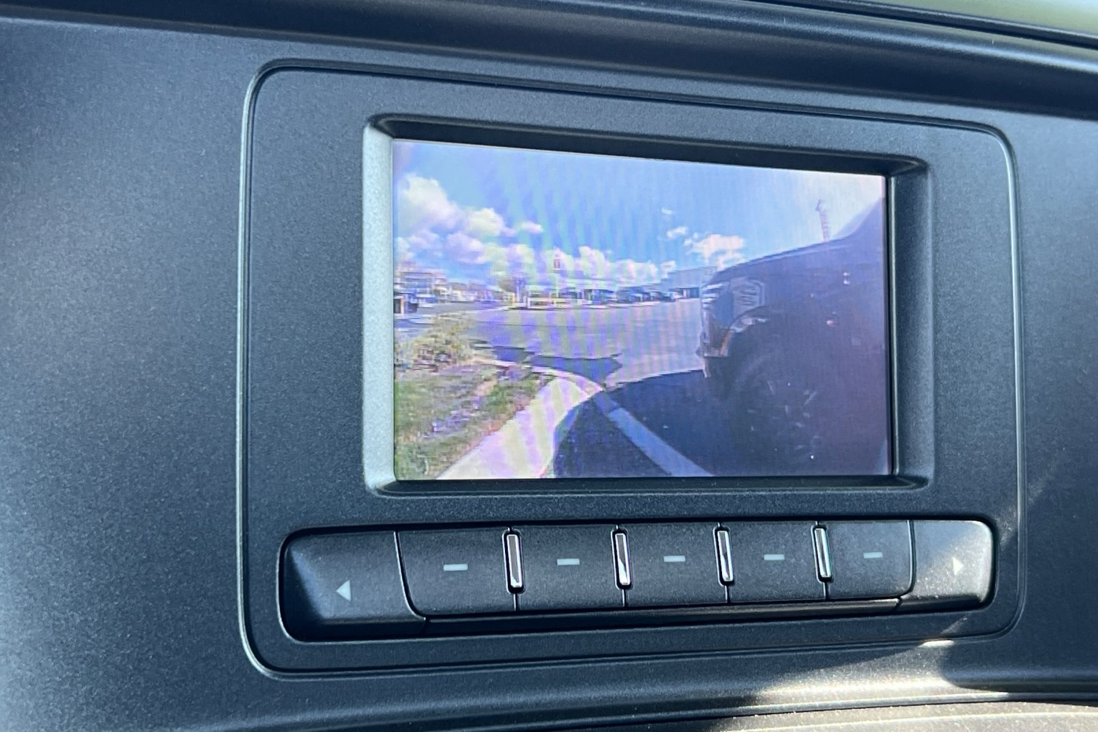 2023 Chevrolet Silverado MD Work Truck Image 18 of 32