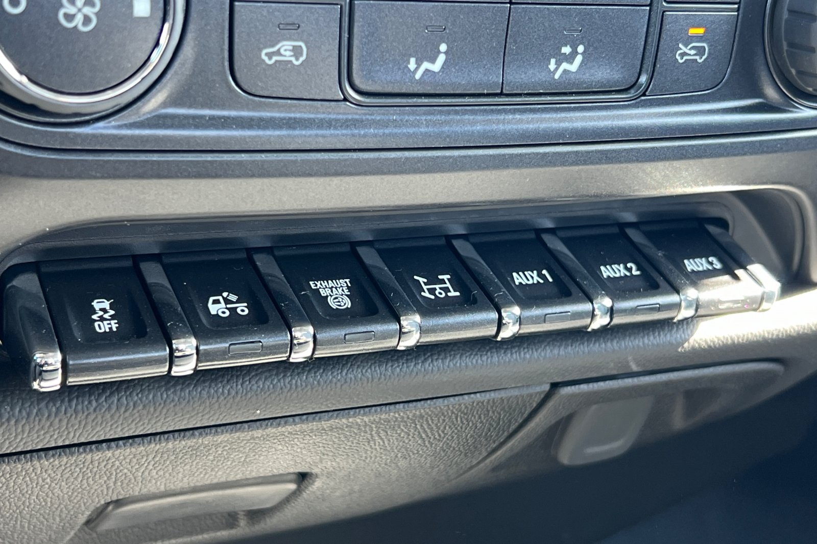 2023 Chevrolet Silverado MD Work Truck Image 28 of 32