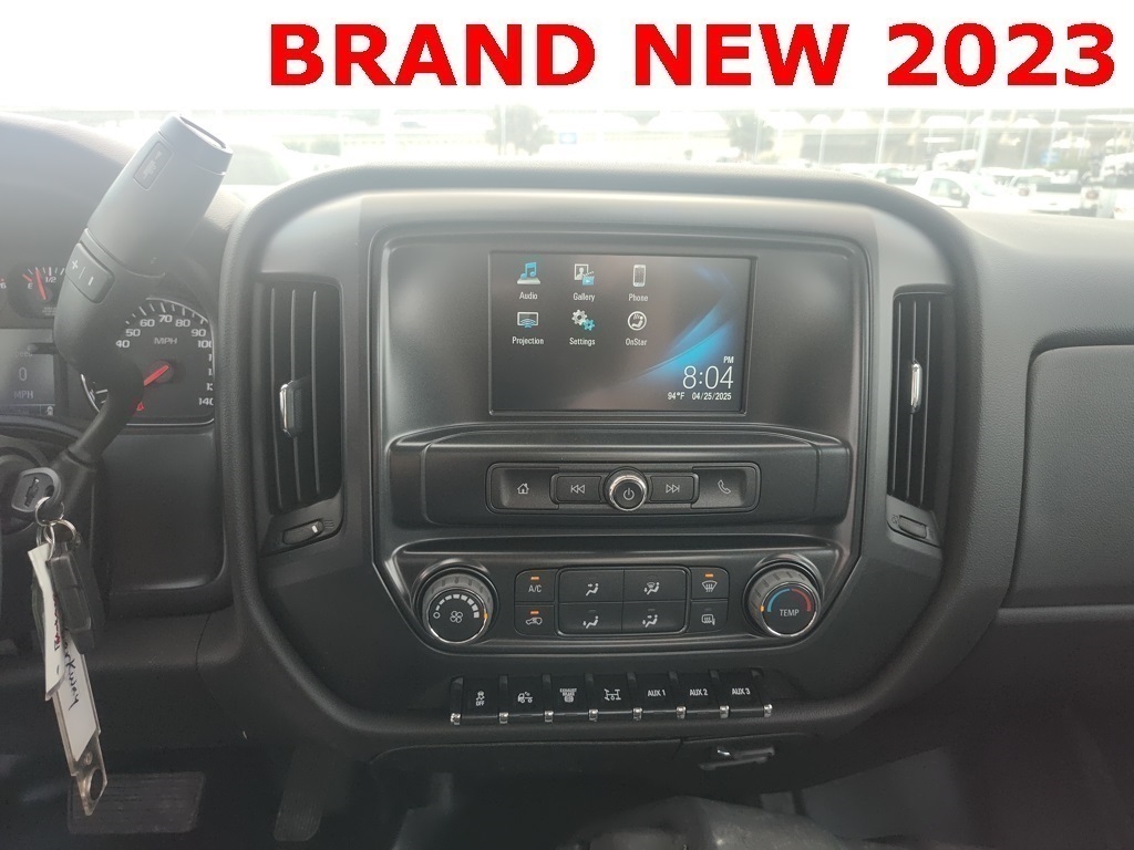 Vehicle image 16 of 21