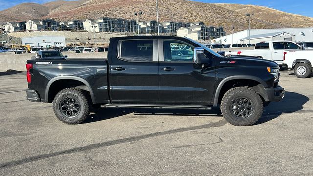 Vehicle image 4 of 34