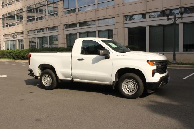 2023 Chevrolet Silverado 1500 Work Truck Image 3 of 24
