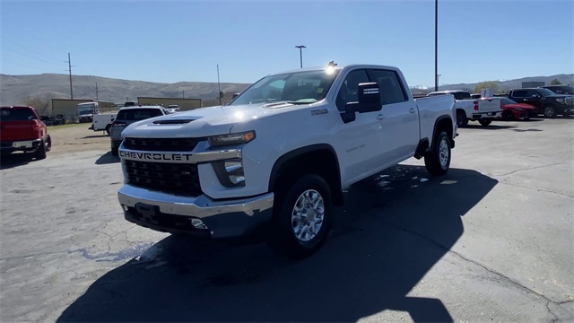 Vehicle image 2 of 10