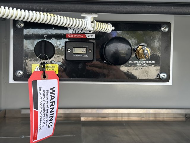 Vehicle image 11 of 33
