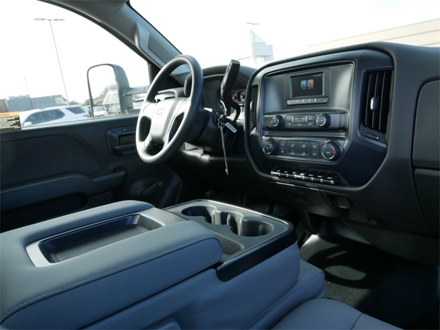 Vehicle image 13 of 20
