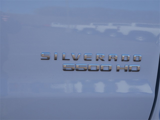 Vehicle image 9 of 20