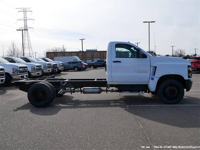 Vehicle image 4 of 20