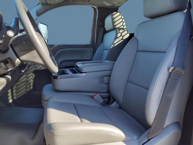 Vehicle image 6 of 11