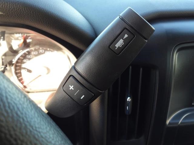 Vehicle image 8 of 11