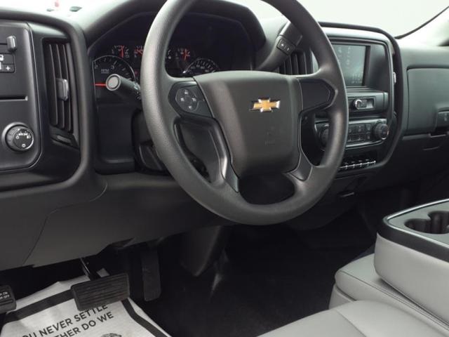 Vehicle image 6 of 13