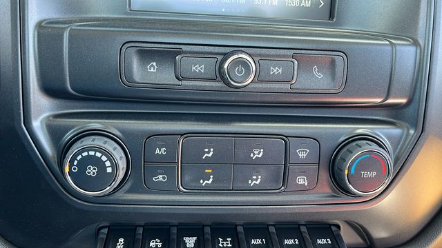 Vehicle image 46 of 51