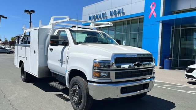 Vehicle image 3 of 51