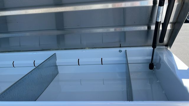 Vehicle image 22 of 51