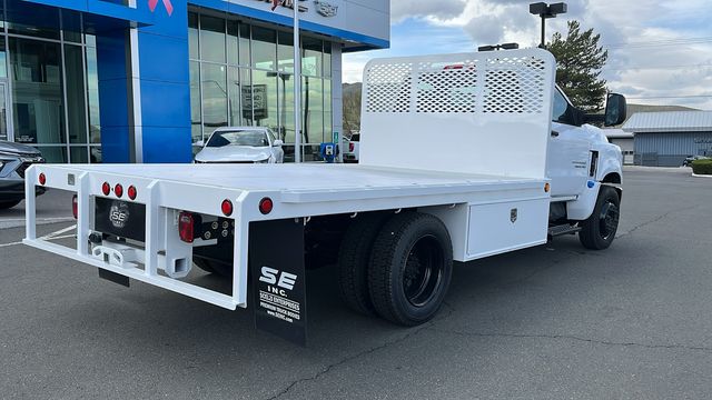 Vehicle image 5 of 32