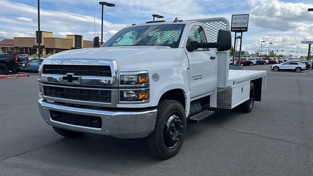 Vehicle image 1 of 32