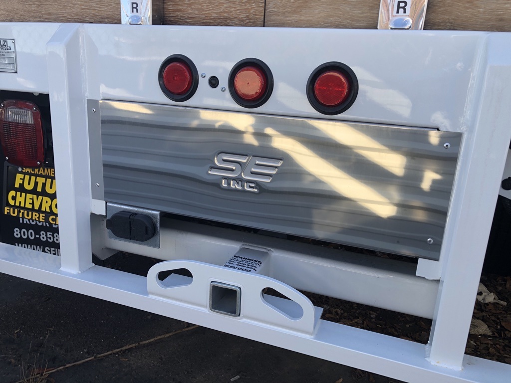 Vehicle image 9 of 19